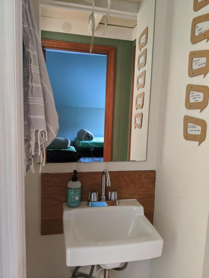 Warren Hostel Tevere מראה חיצוני תמונה